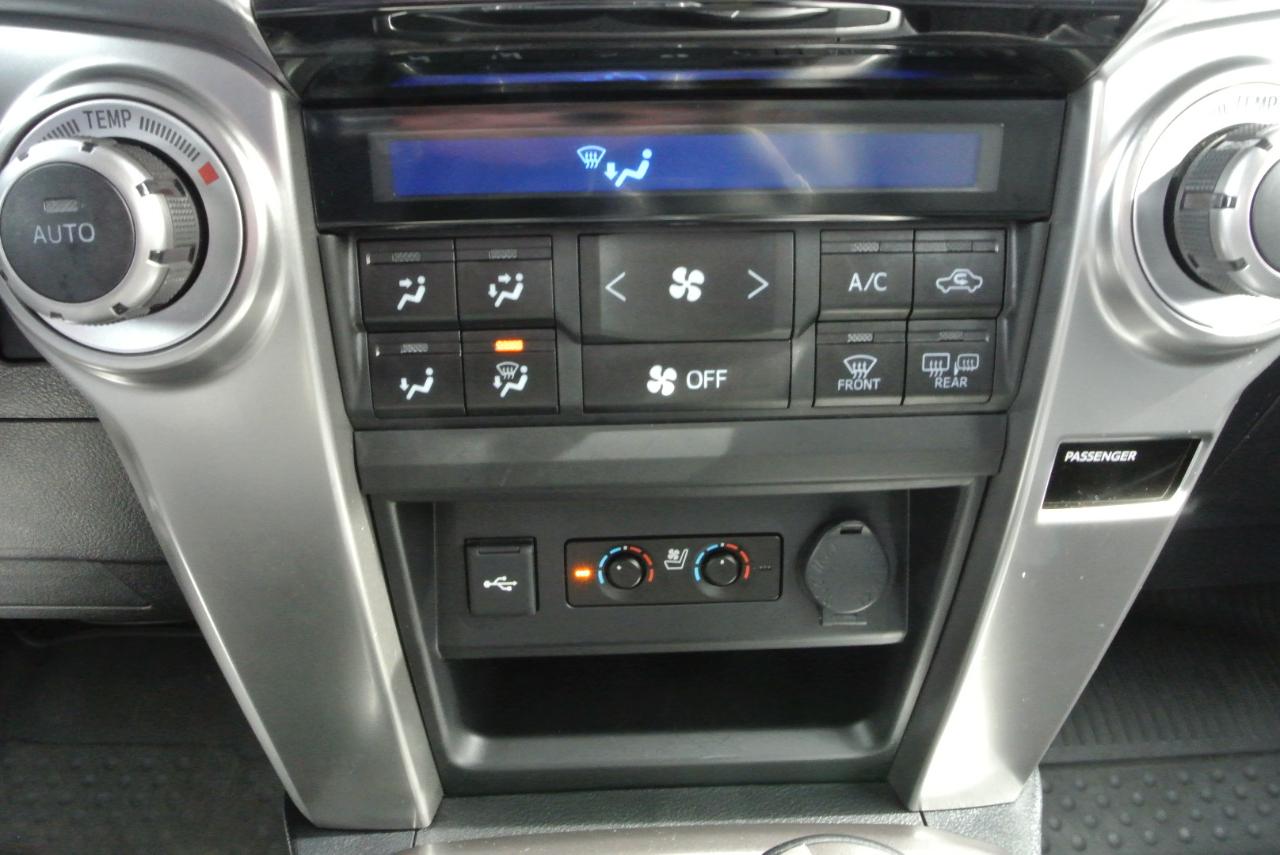 Toyota 4Runner Limited 4WD (Natl) 2023