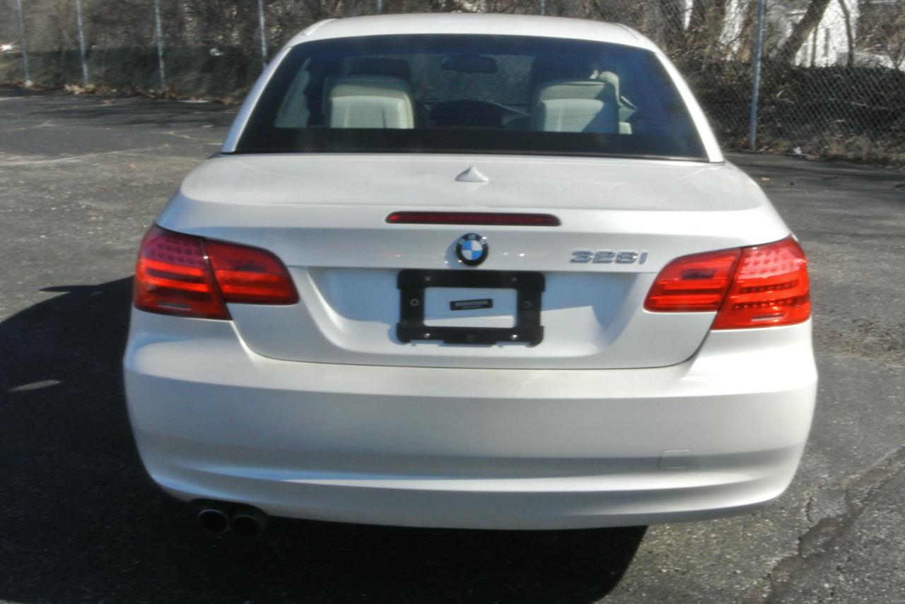 BMW 3 Series 2dr Conv 328i 2011