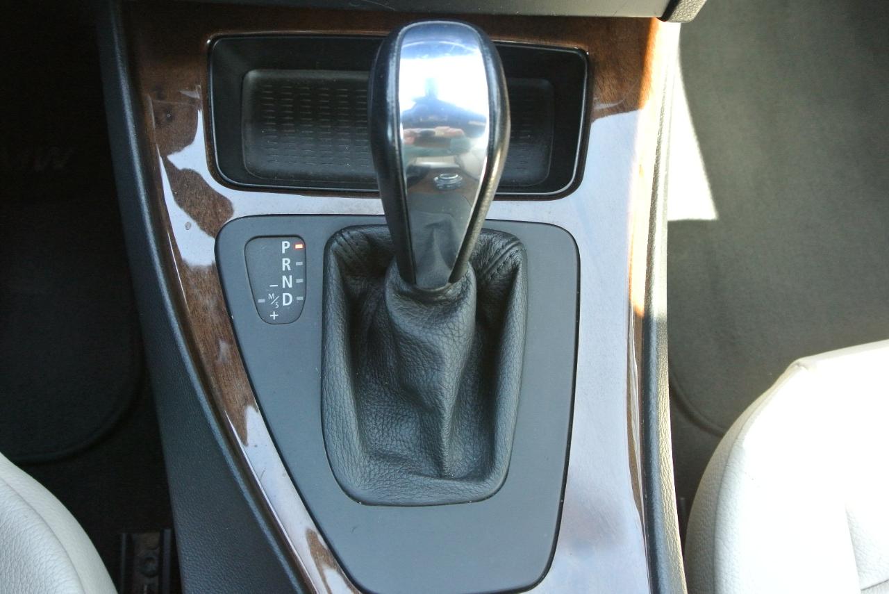 BMW 3 Series 2dr Conv 328i 2011