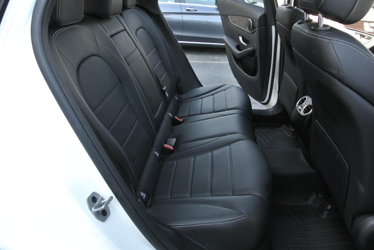 Mercedes-Benz GLC GLC 300 4MATIC SUV 2022