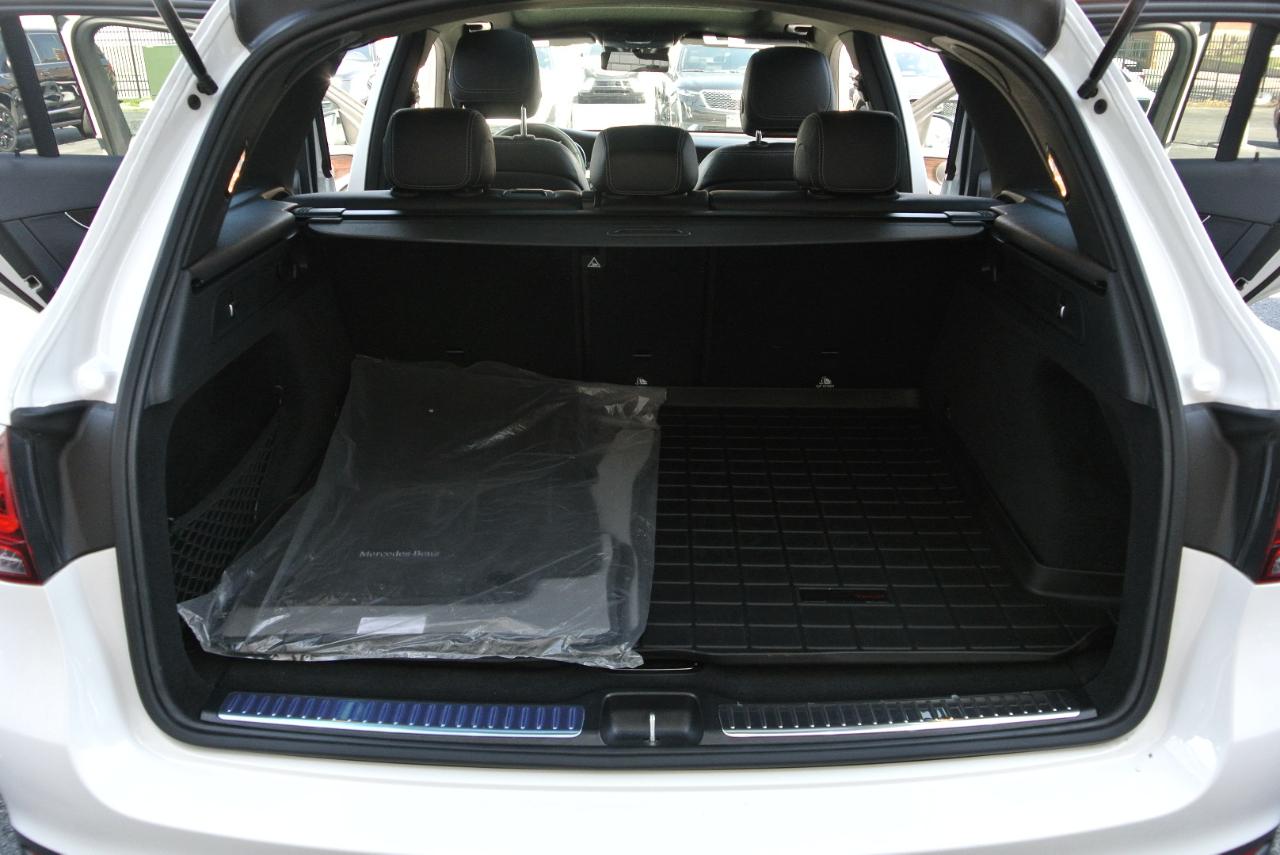 Mercedes-Benz GLC GLC 300 4MATIC SUV 2022