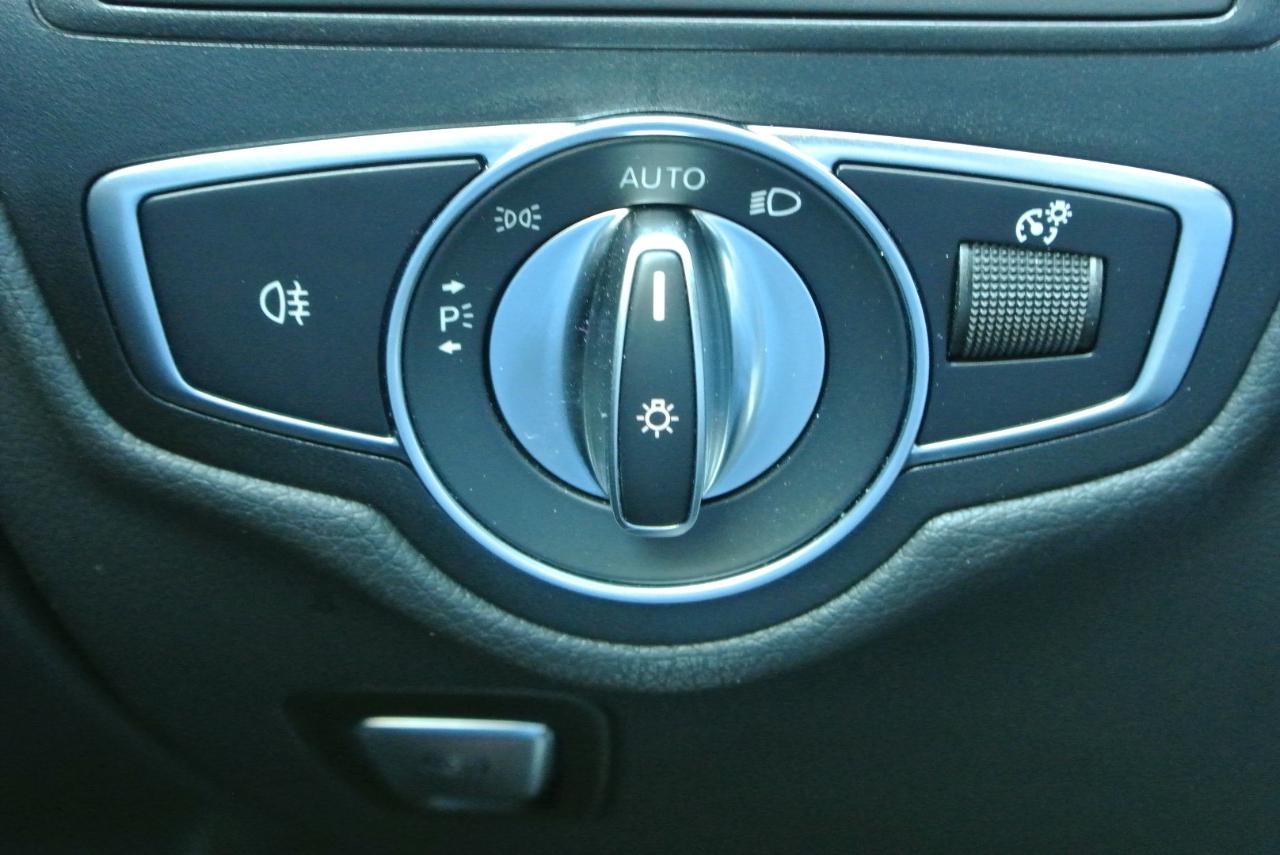 Mercedes-Benz GLC GLC 300 4MATIC SUV 2022