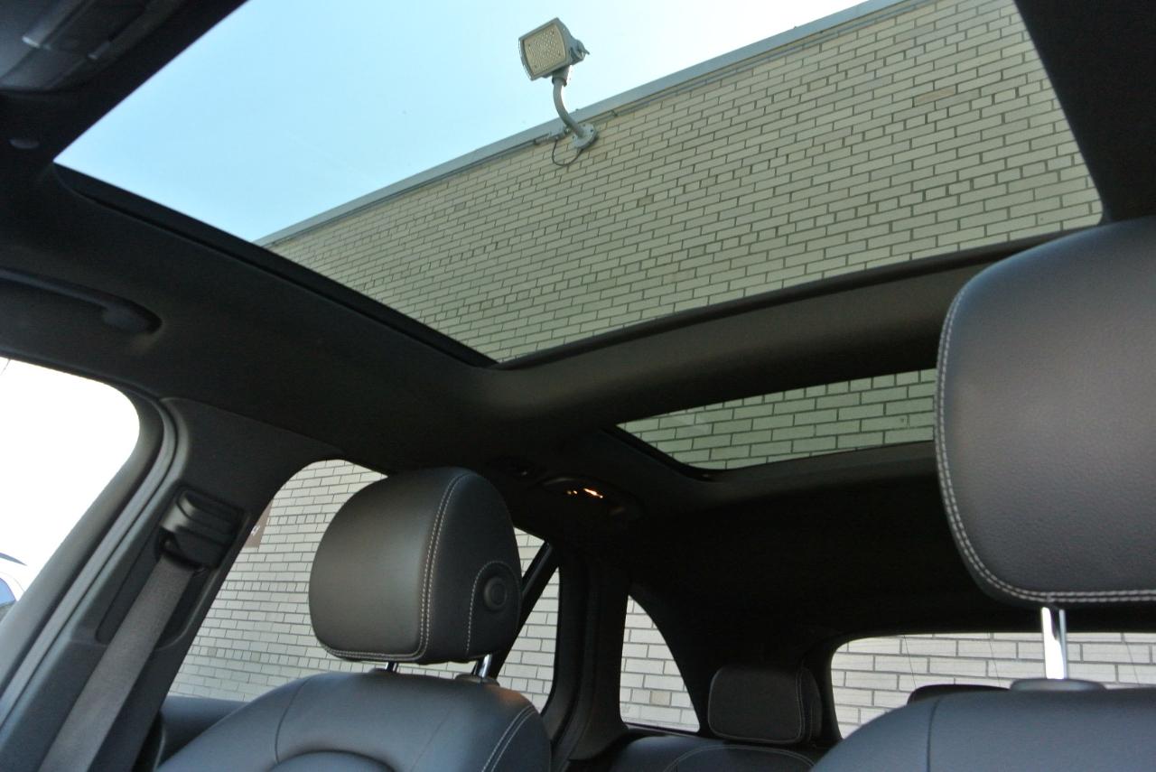 Mercedes-Benz GLC GLC 300 4MATIC SUV 2022