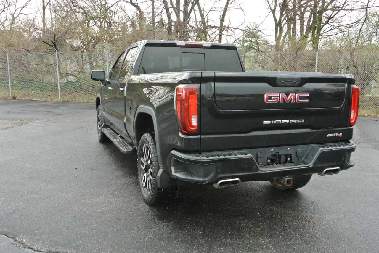 GMC Sierra 1500 4WD Crew Cab 157" AT4 2020