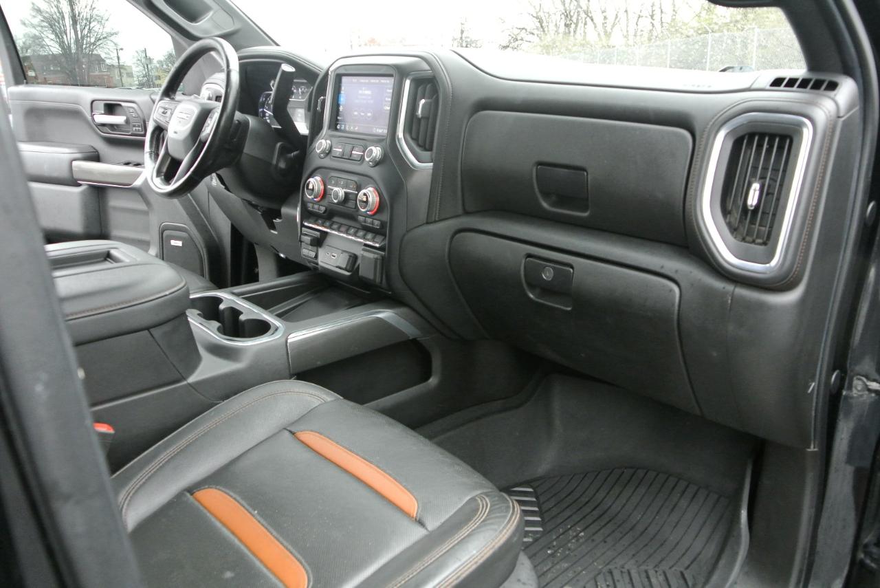 GMC Sierra 1500 4WD Crew Cab 157" AT4 2020