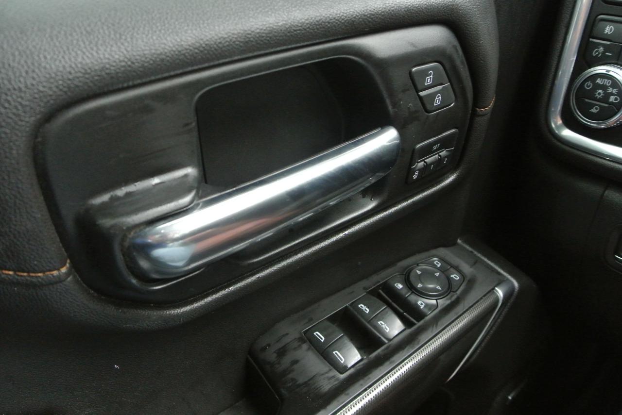 GMC Sierra 1500 4WD Crew Cab 157" AT4 2020