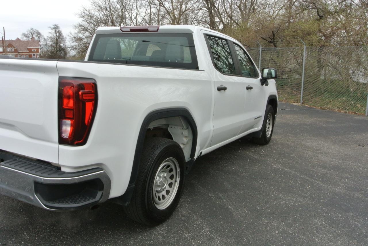 GMC Sierra 1500 Limited 2WD Crew Cab 147" Pro 2022