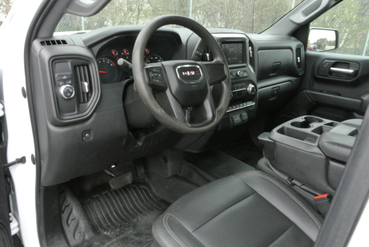 GMC Sierra 1500 Limited 2WD Crew Cab 147" Pro 2022