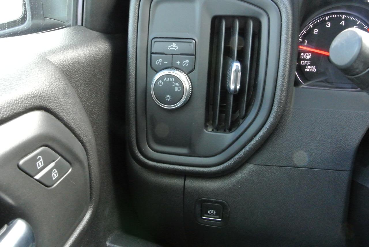 GMC Sierra 1500 Limited 2WD Crew Cab 147" Pro 2022