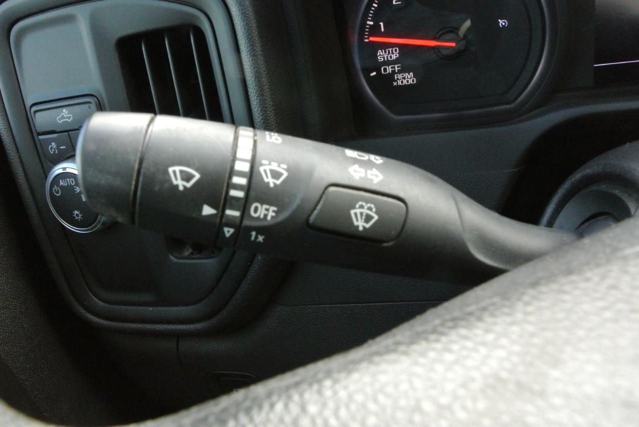 GMC Sierra 1500 Limited 2WD Crew Cab 147" Pro 2022