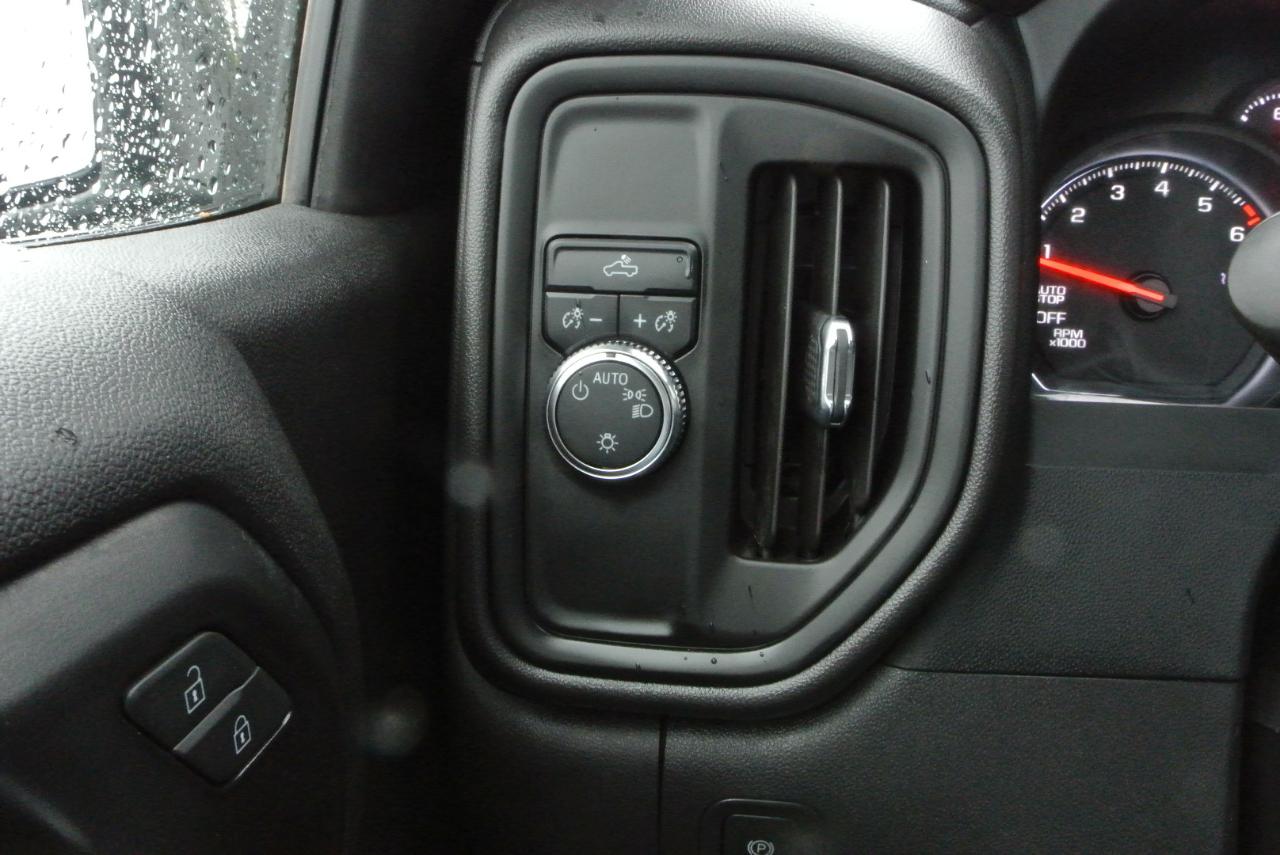 GMC Sierra 1500 Limited 2WD Reg Cab 140" Pro 2022