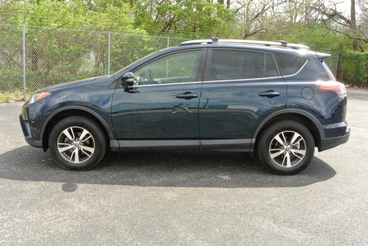 Toyota RAV4 FWD 4dr XLE (Natl) 2018