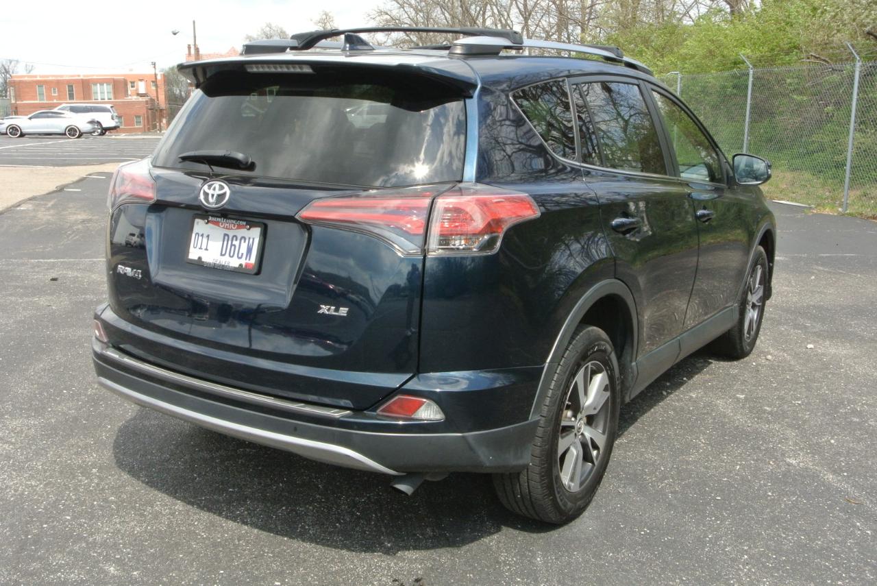 Toyota RAV4 FWD 4dr XLE (Natl) 2018