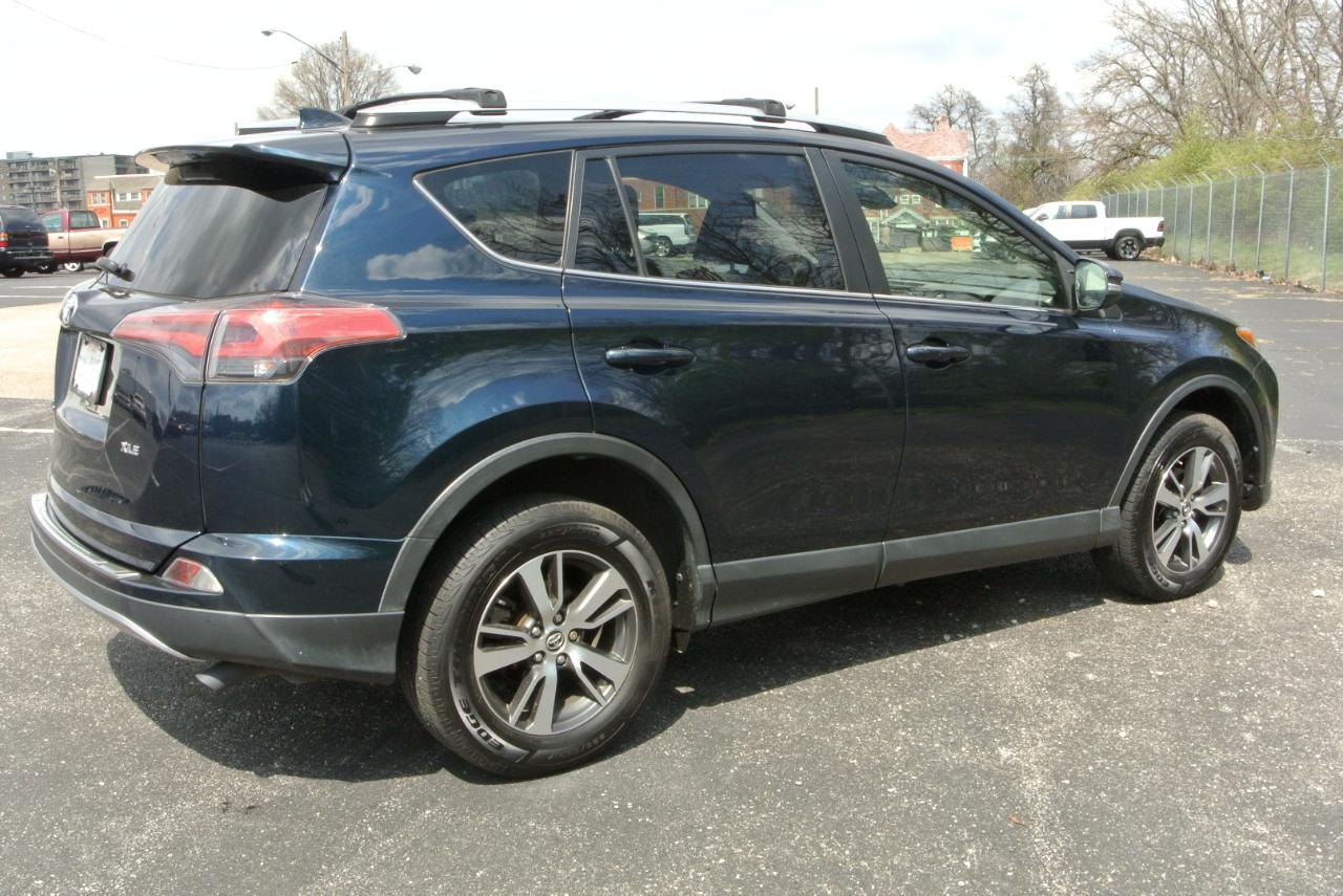 Toyota RAV4 FWD 4dr XLE (Natl) 2018