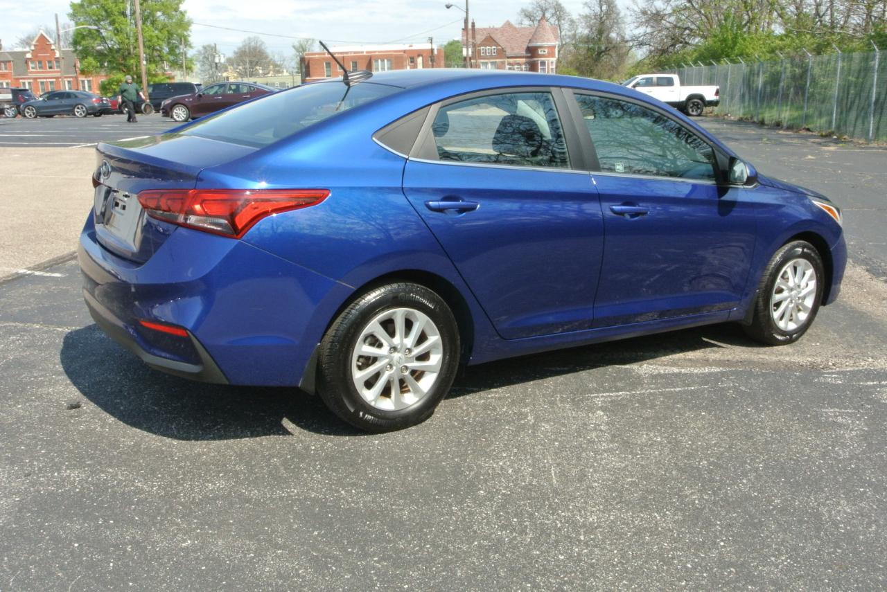 Hyundai Accent SEL Sedan IVT 2021