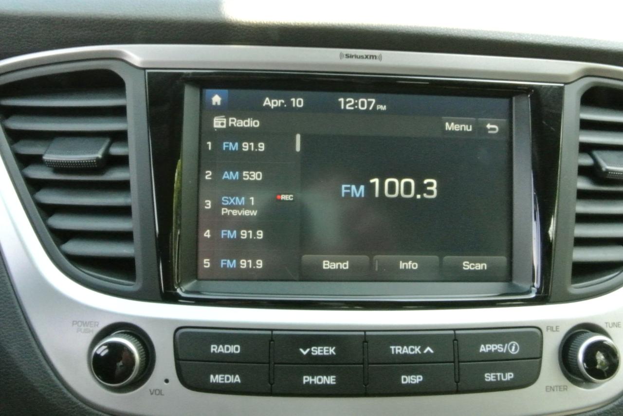 Hyundai Accent SEL Sedan IVT 2021