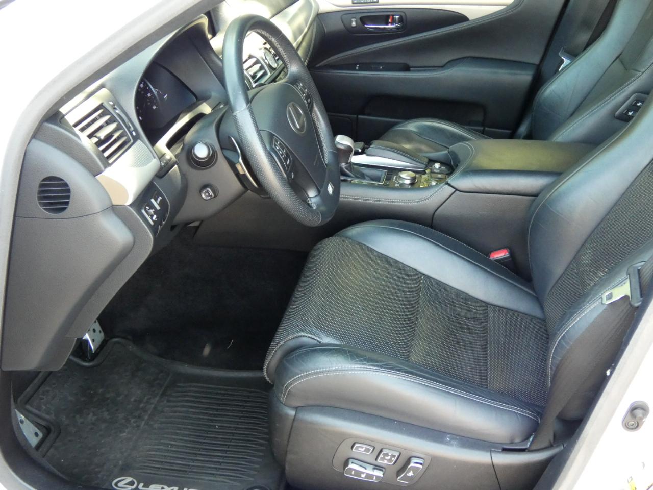 Lexus LS 460 4dr Sdn Crafted Line AWD 2015