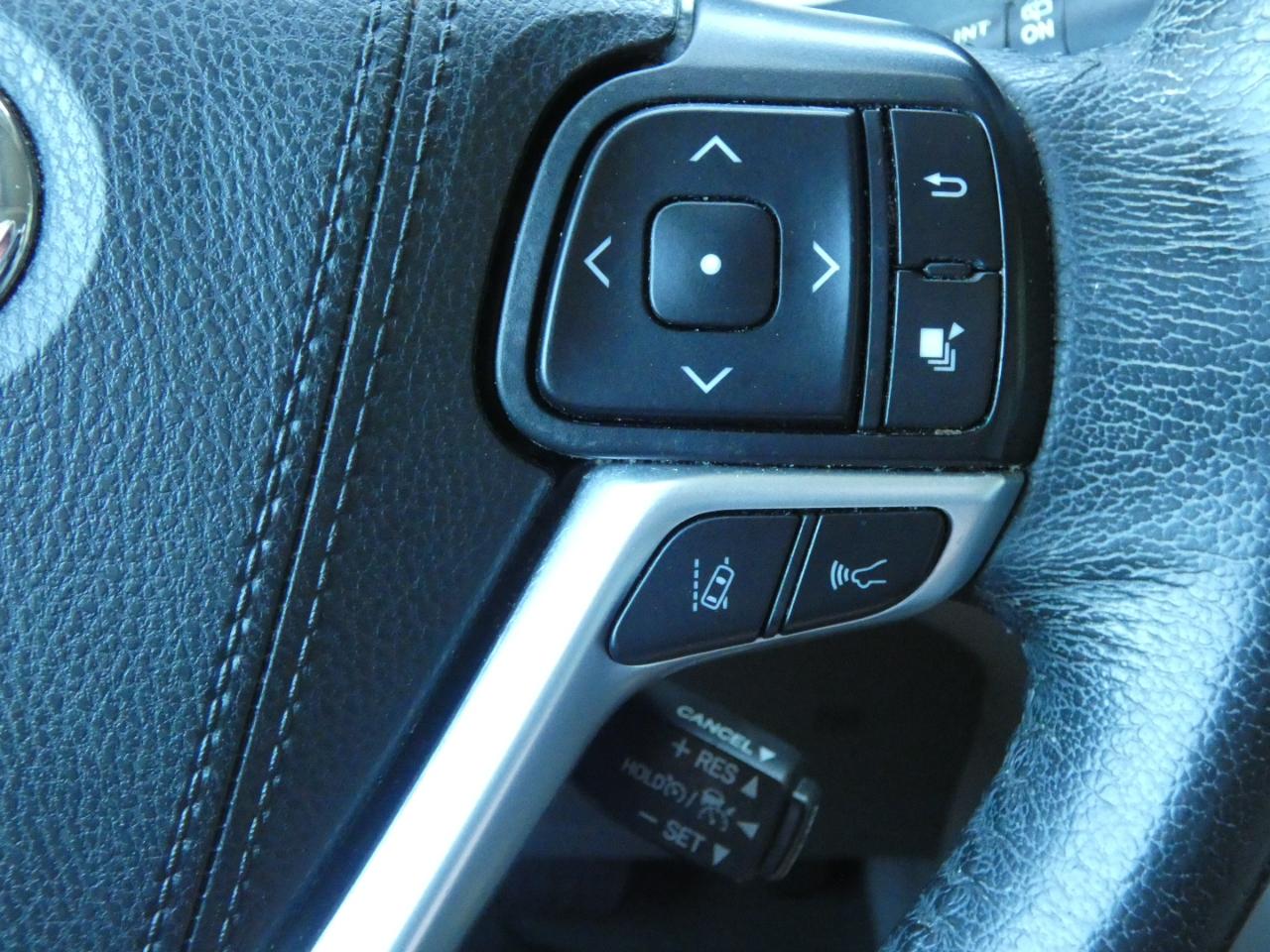 Toyota Sienna XLE Auto Access Seat FWD 7-Passenger (Natl) 2020
