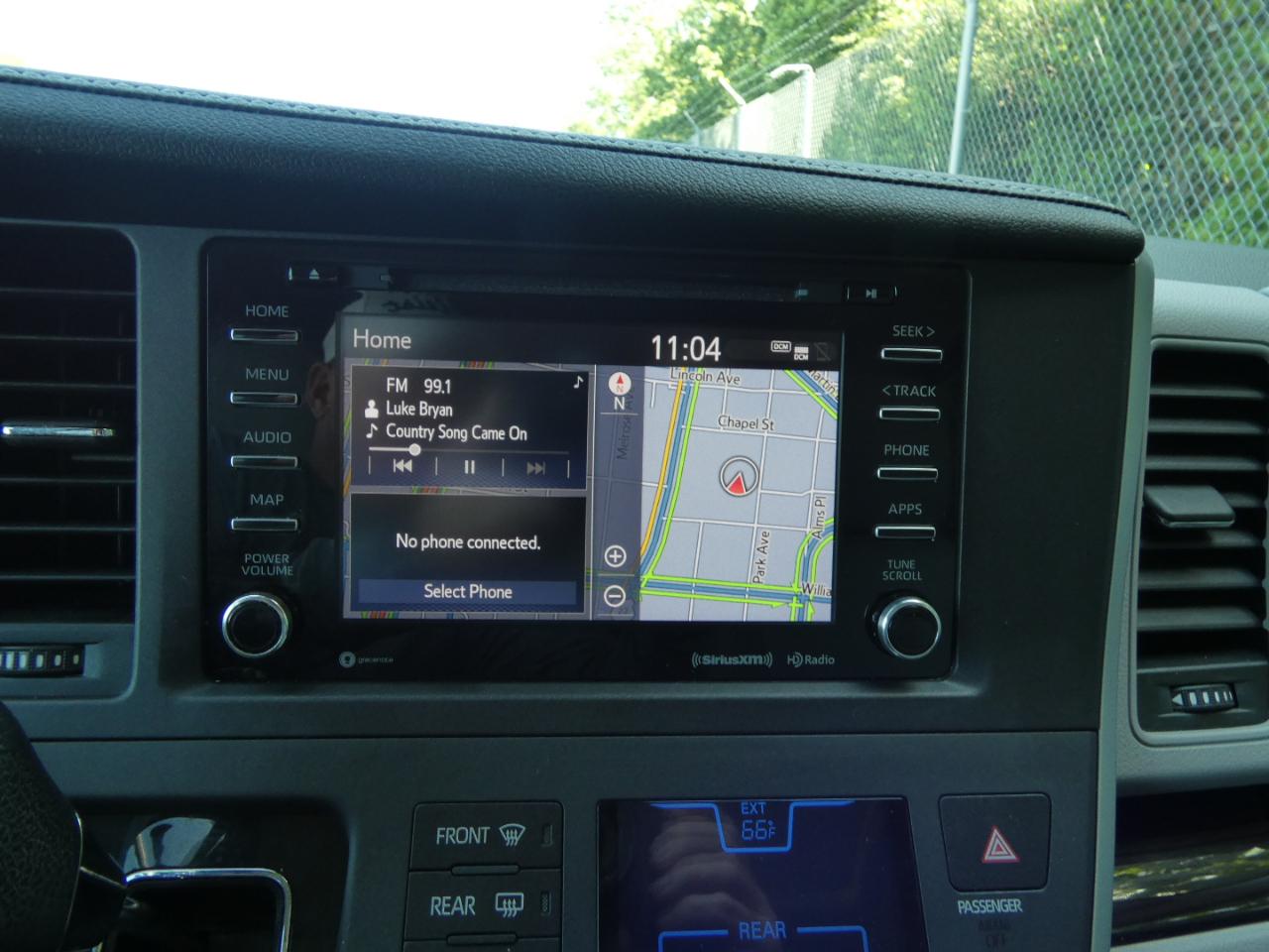 Toyota Sienna XLE Auto Access Seat FWD 7-Passenger (Natl) 2020