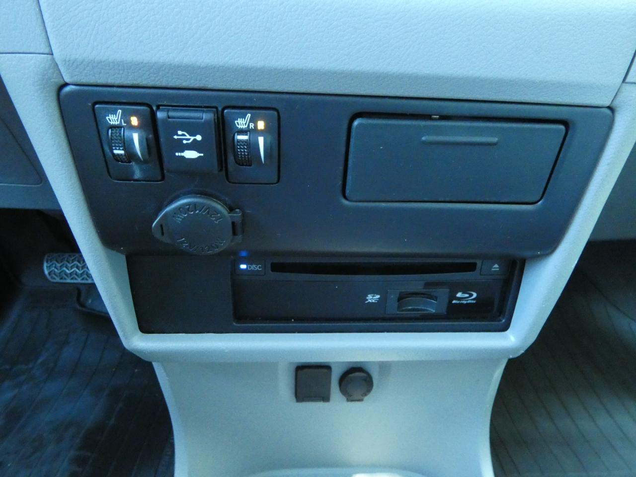 Toyota Sienna XLE Auto Access Seat FWD 7-Passenger (Natl) 2020