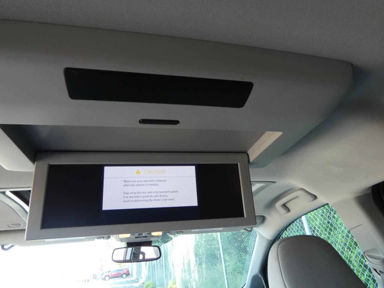 Toyota Sienna XLE Auto Access Seat FWD 7-Passenger (Natl) 2020