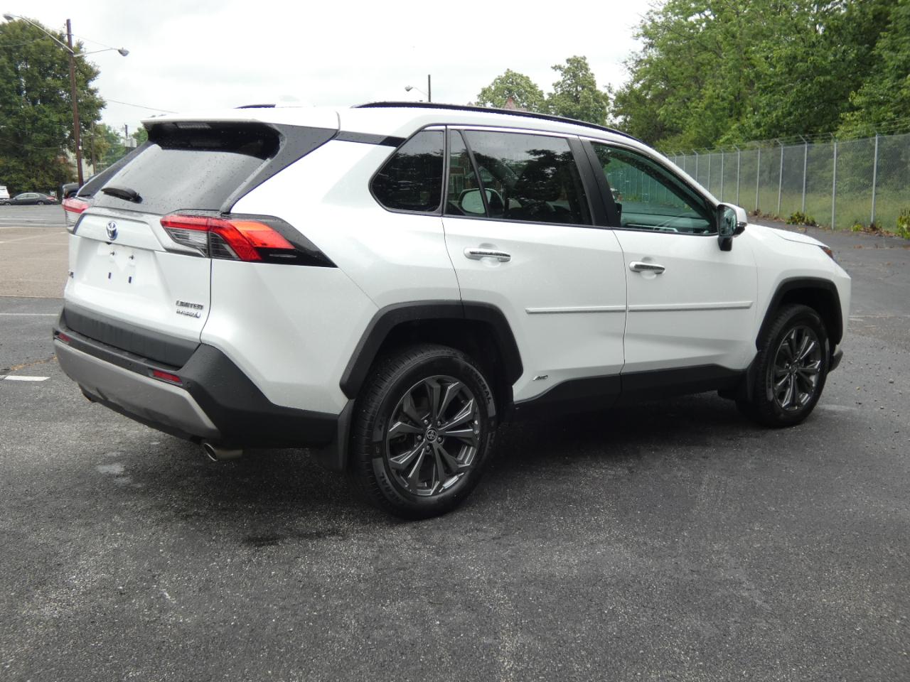 Toyota RAV4 Hybrid Limited AWD (Natl) 2023