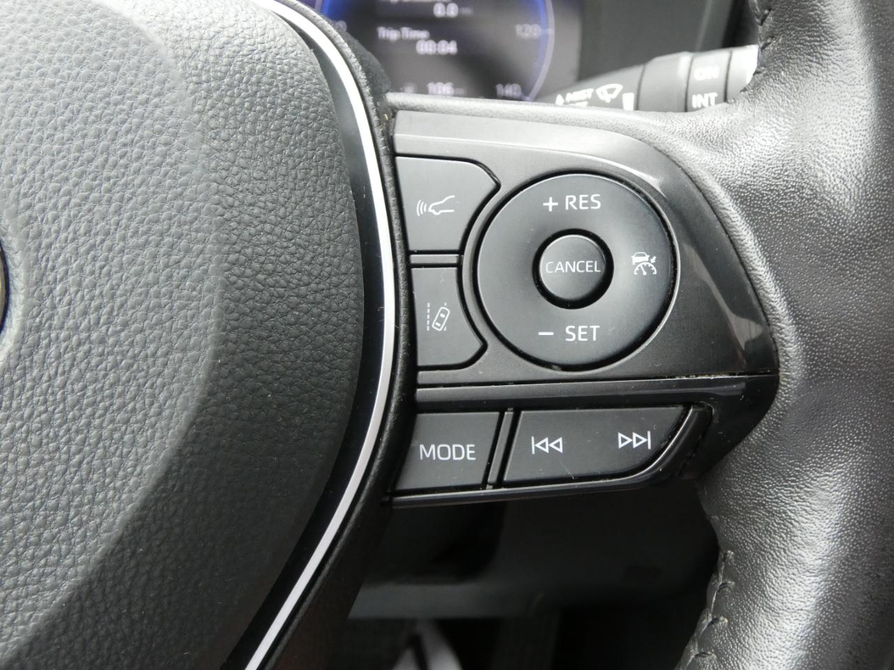 Toyota RAV4 Hybrid Limited AWD (Natl) 2023