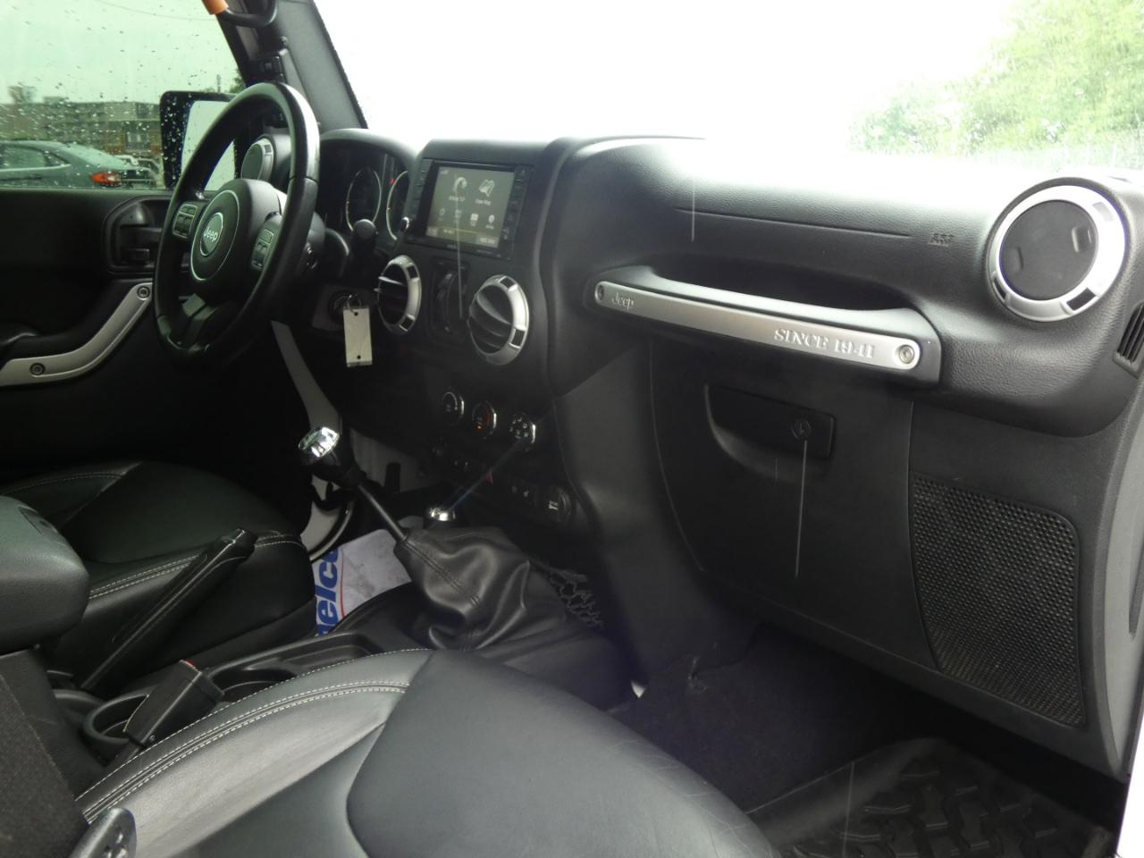 Jeep Wrangler Unlimited 4WD 4dr Rubicon 2016