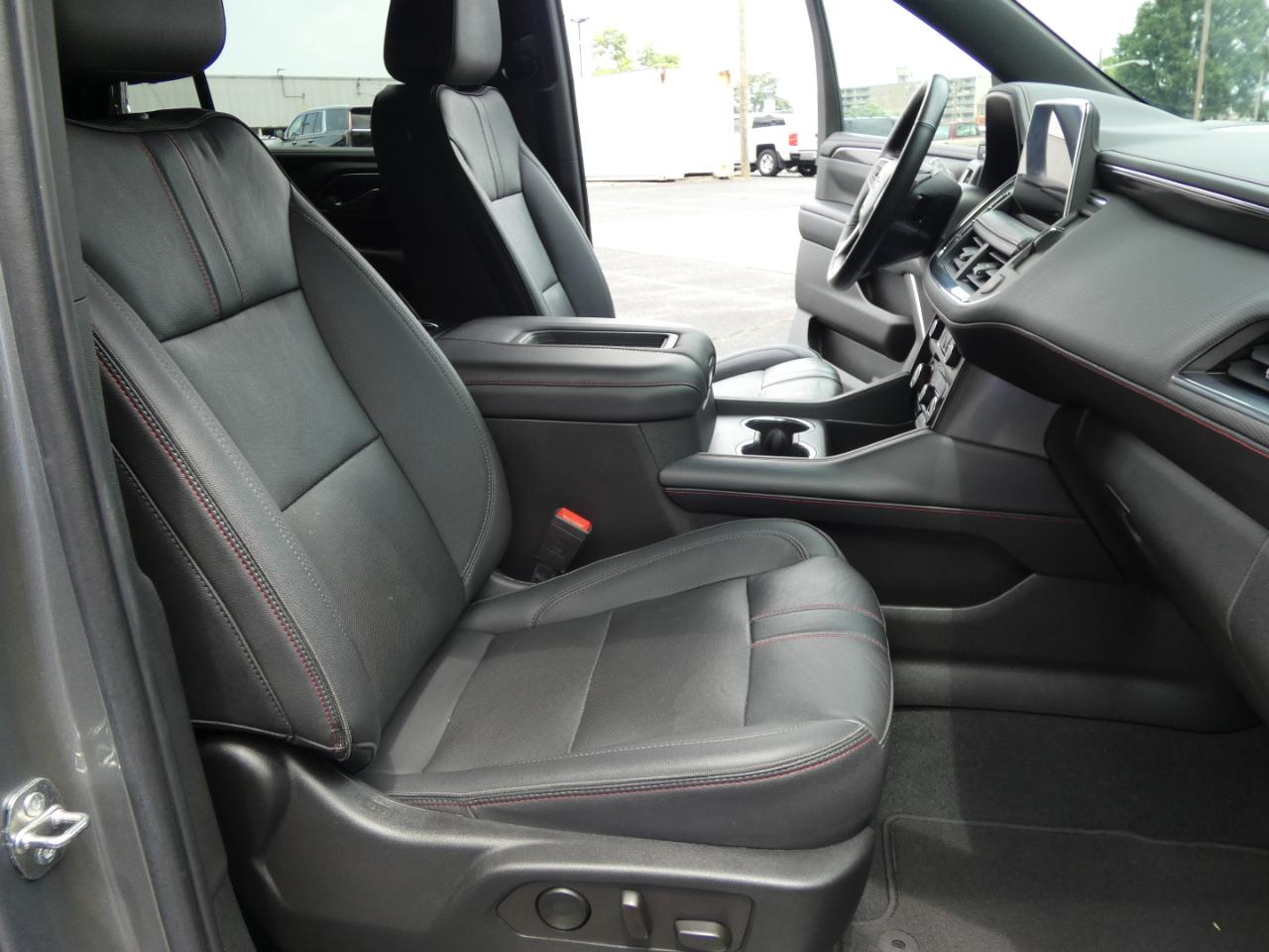 Chevrolet Tahoe 4WD 4dr RST 2022