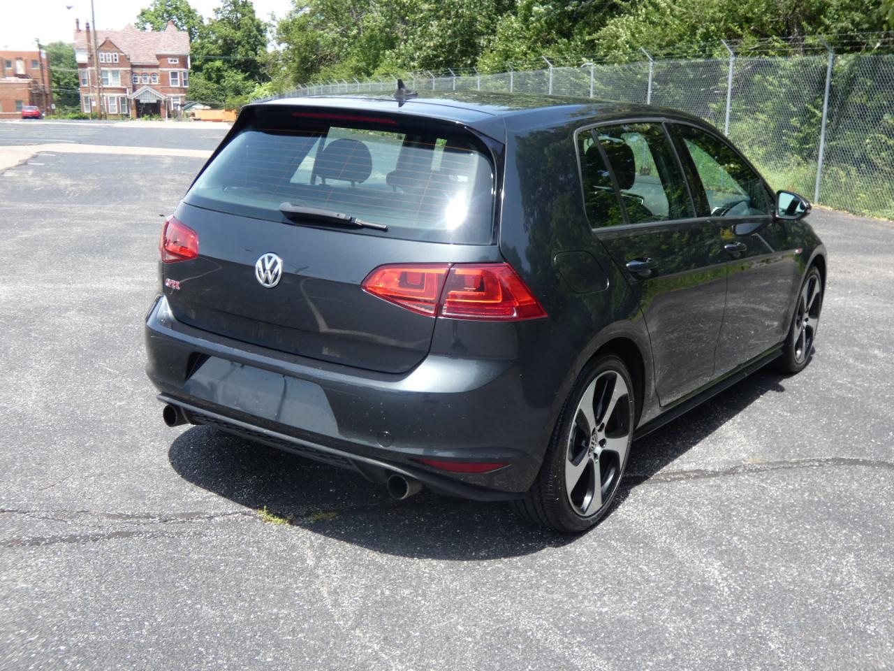 Volkswagen Golf GTI 2.0T 4-Door Autobahn Manual 2017
