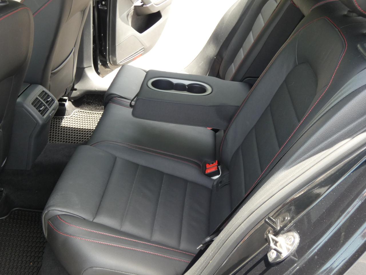 Volkswagen Golf GTI 2.0T 4-Door Autobahn Manual 2017