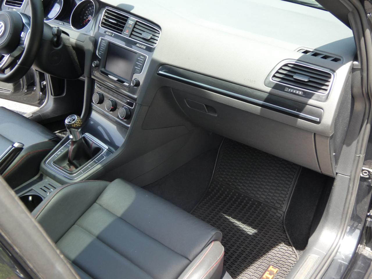 Volkswagen Golf GTI 2.0T 4-Door Autobahn Manual 2017