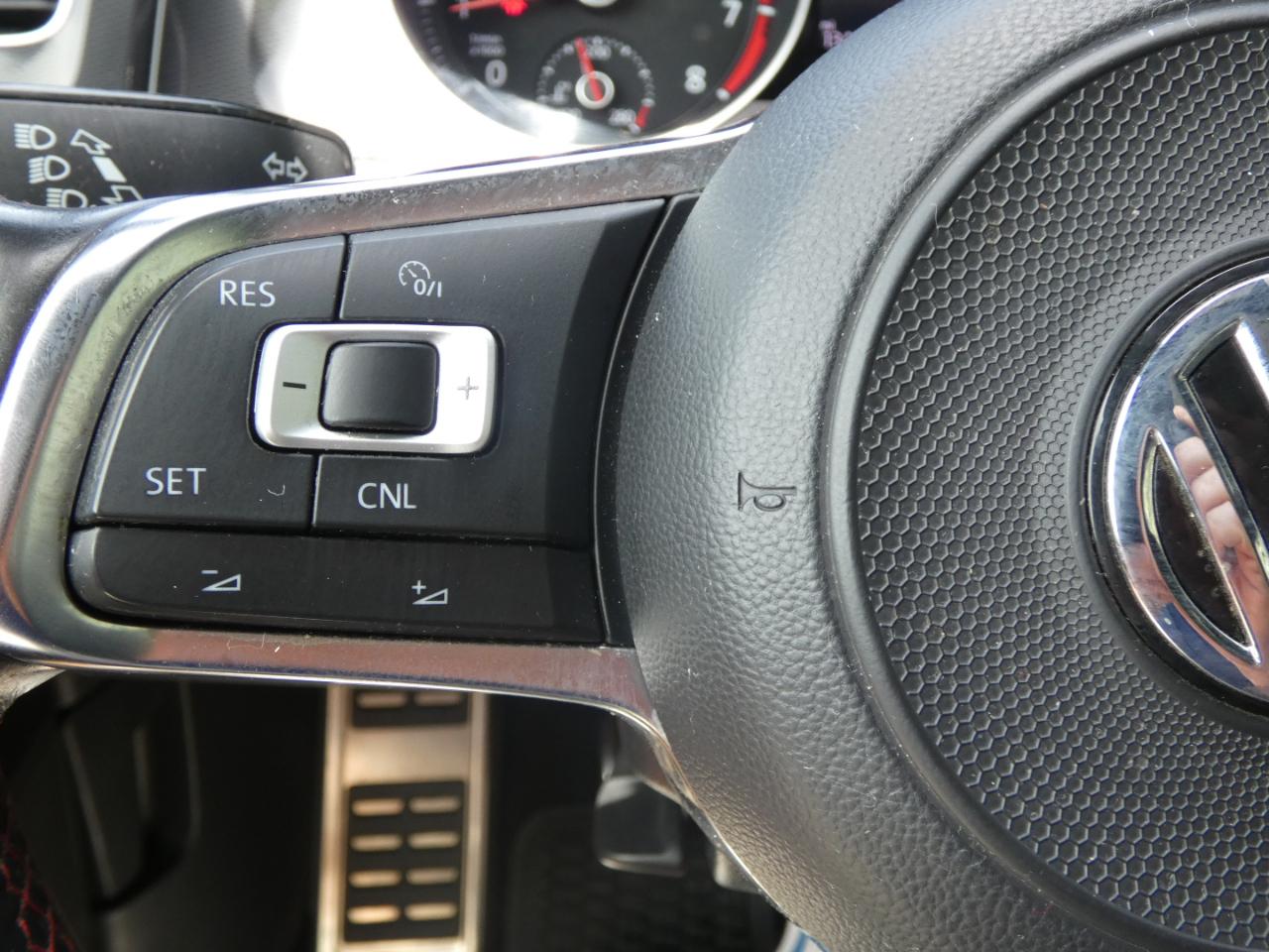 Volkswagen Golf GTI 2.0T 4-Door Autobahn Manual 2017