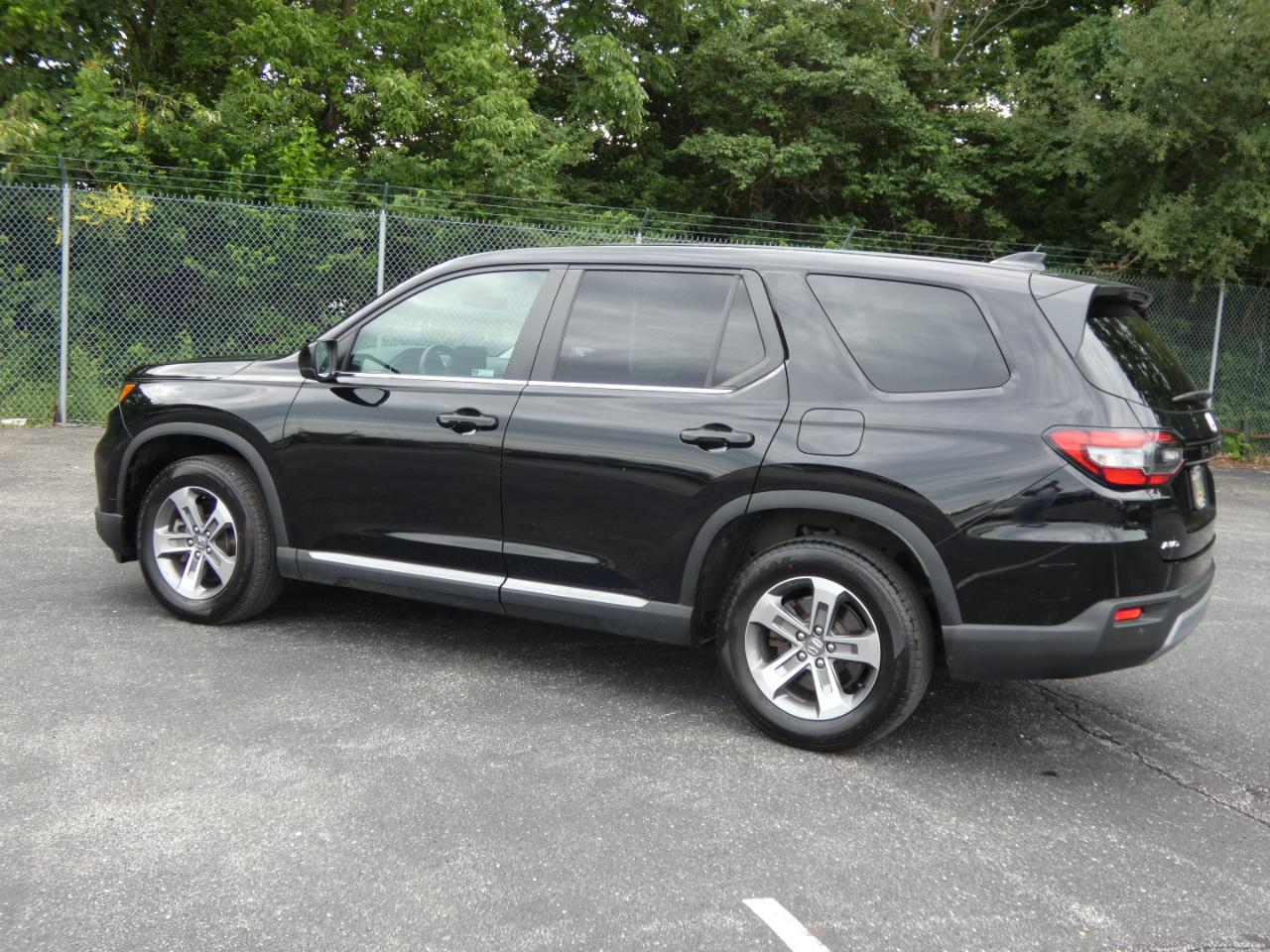 Honda Pilot EX-L 7 Passenger AWD 2023