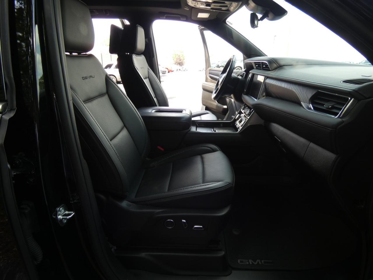 GMC Yukon 4WD 4dr Denali 2024
