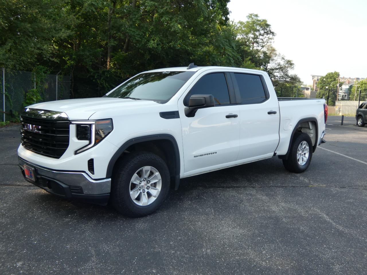 GMC Sierra 1500 4WD Crew Cab 147" Pro 2022