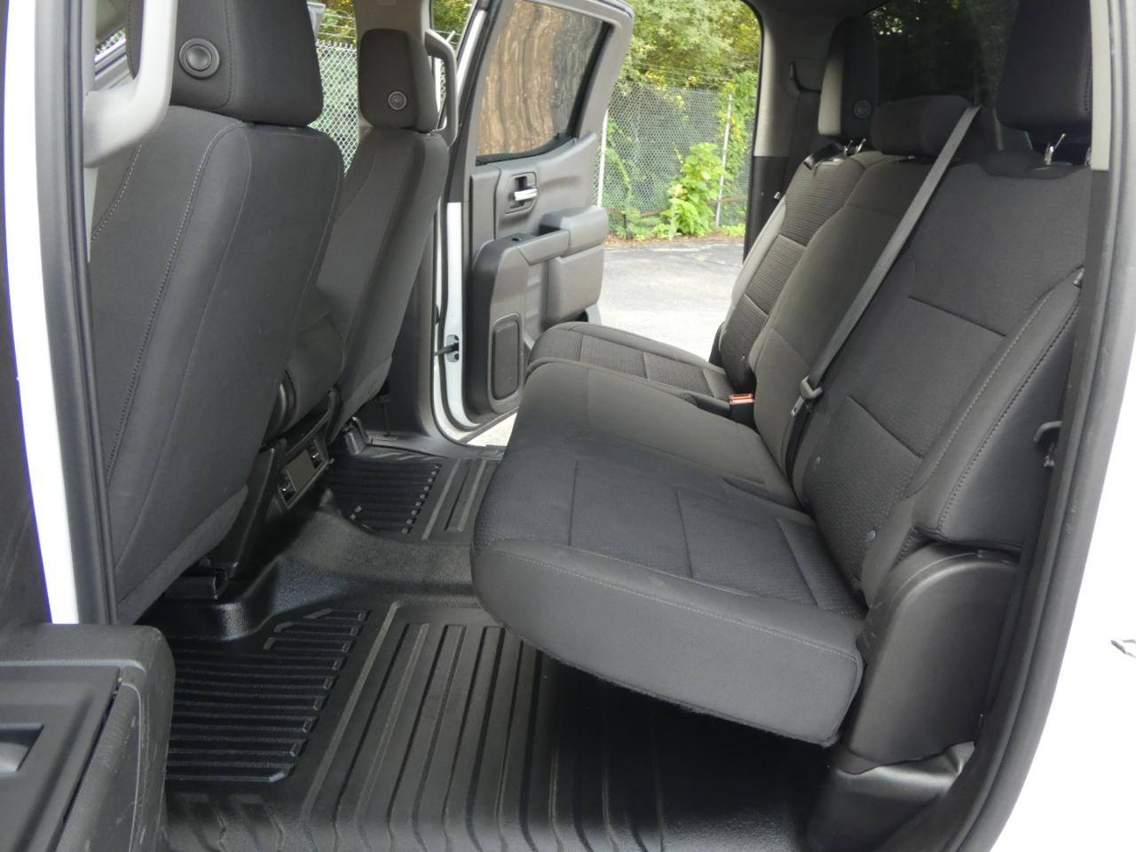 GMC Sierra 1500 4WD Crew Cab 147" Pro 2022