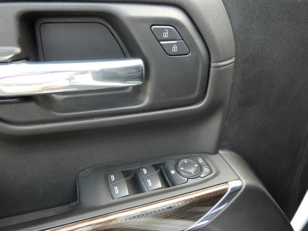 Chevrolet Silverado 1500 LTD 2WD Crew Cab 147" LT 2022