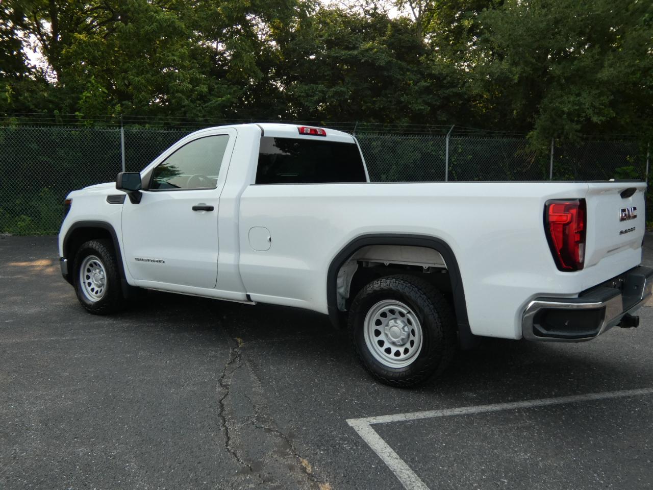 GMC Sierra 1500 2WD Reg Cab 140" Pro 2022