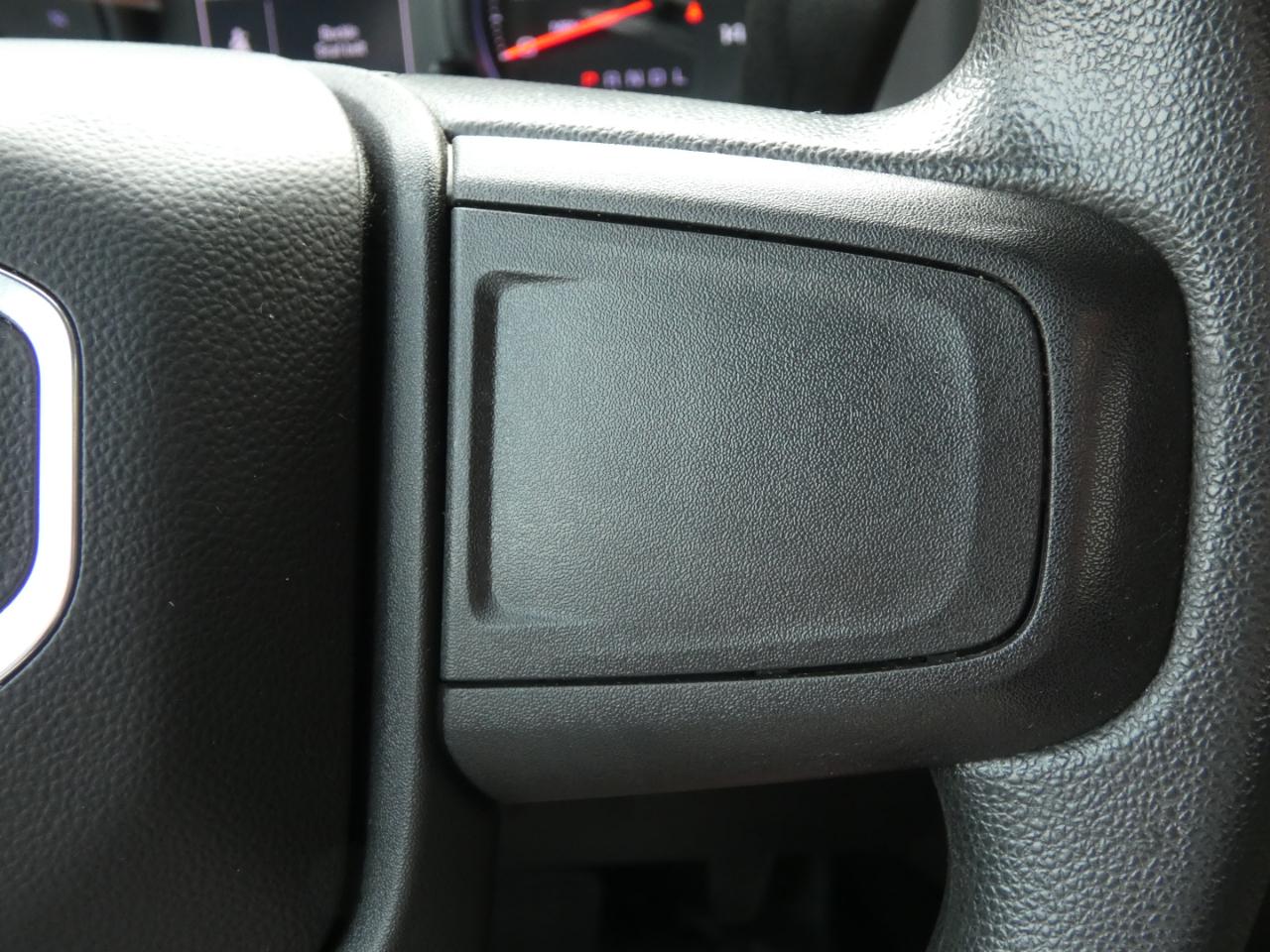 GMC Sierra 1500 2WD Reg Cab 140" Pro 2022
