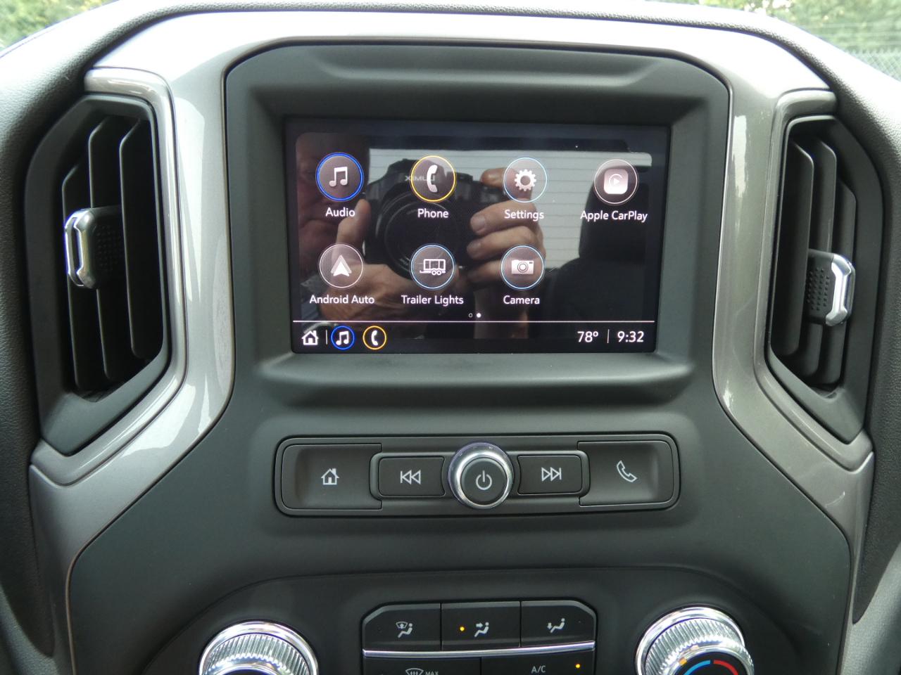 GMC Sierra 1500 2WD Reg Cab 140" Pro 2022
