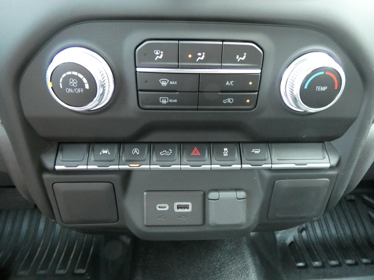 GMC Sierra 1500 2WD Reg Cab 140" Pro 2022