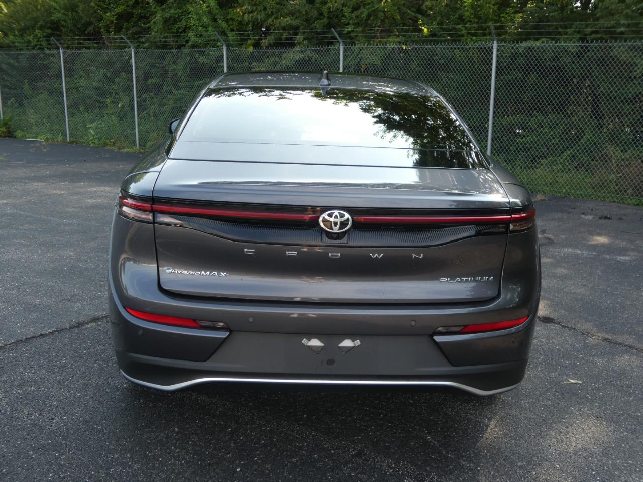 Toyota Crown Platinum AWD (Natl) 2024
