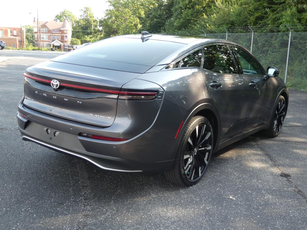 Toyota Crown Platinum AWD (Natl) 2024