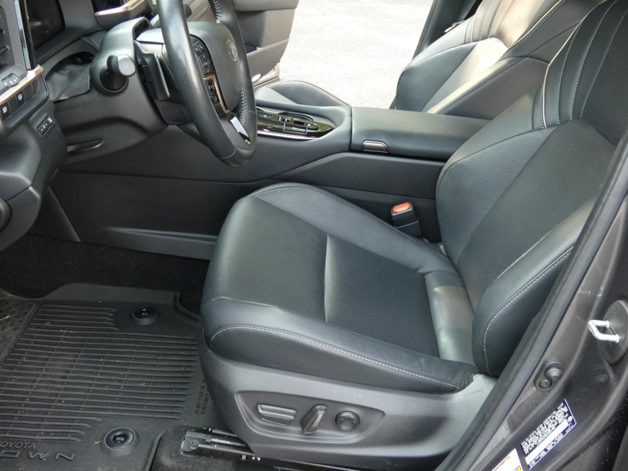 Toyota Crown Platinum AWD (Natl) 2024
