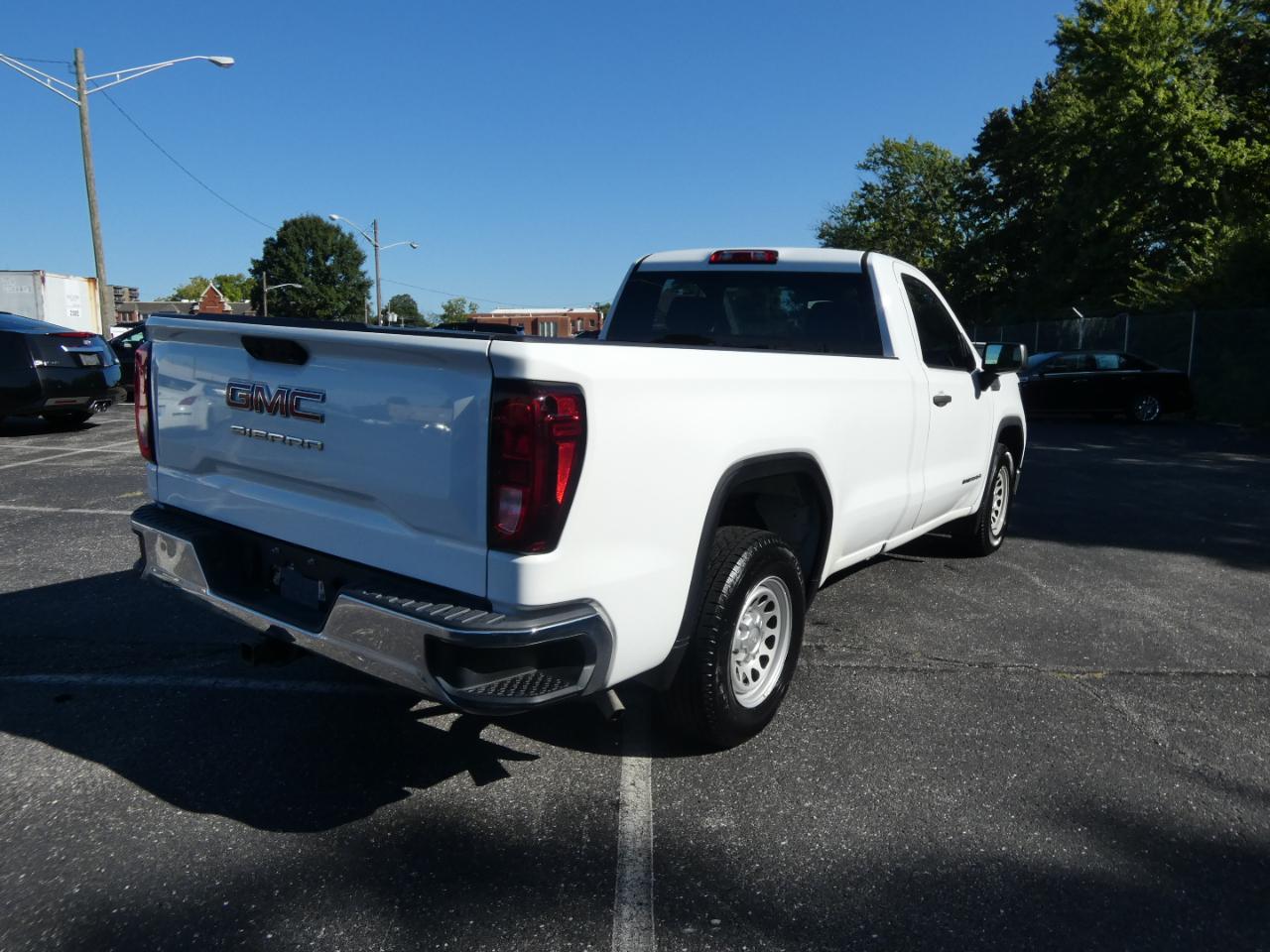 GMC Sierra 1500 2WD Reg Cab 140" Pro 2022