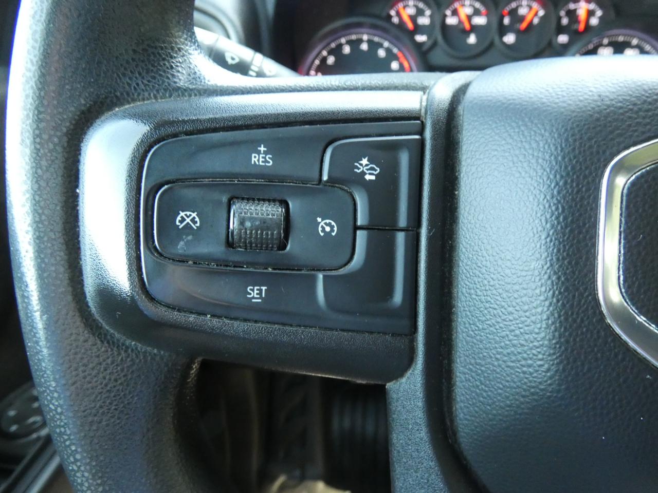 GMC Sierra 1500 2WD Reg Cab 140" Pro 2022