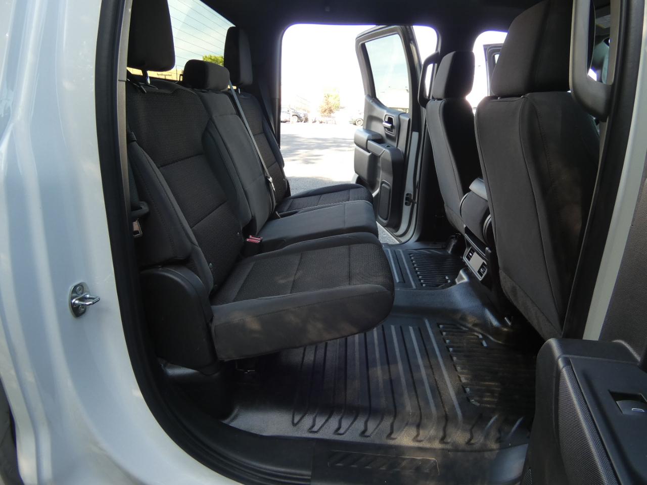 GMC Sierra 1500 4WD Crew Cab 147" Pro 2022