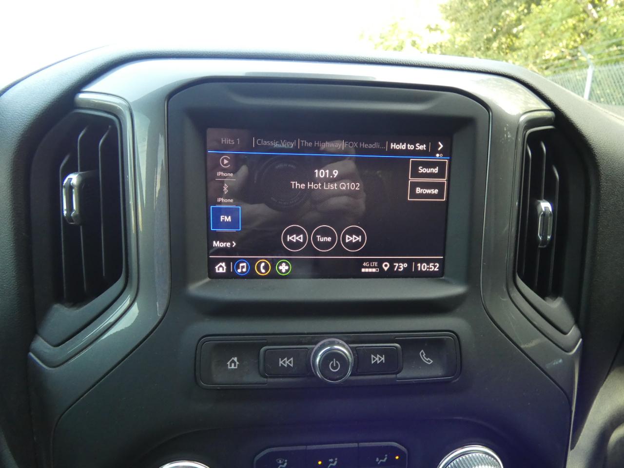 GMC Sierra 1500 4WD Crew Cab 147" Pro 2022
