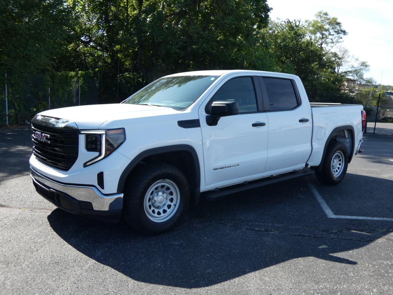 GMC Sierra 1500 2WD Crew Cab 147" Pro 2022